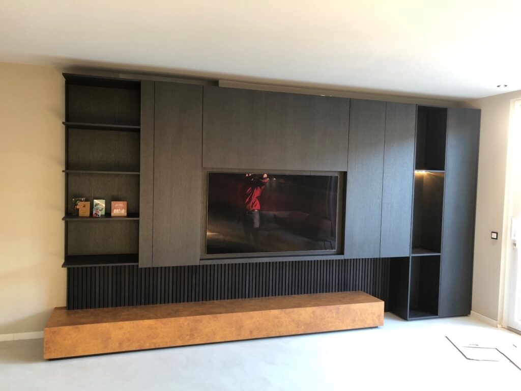 TV (10)