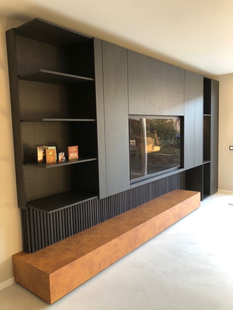 TV (11)